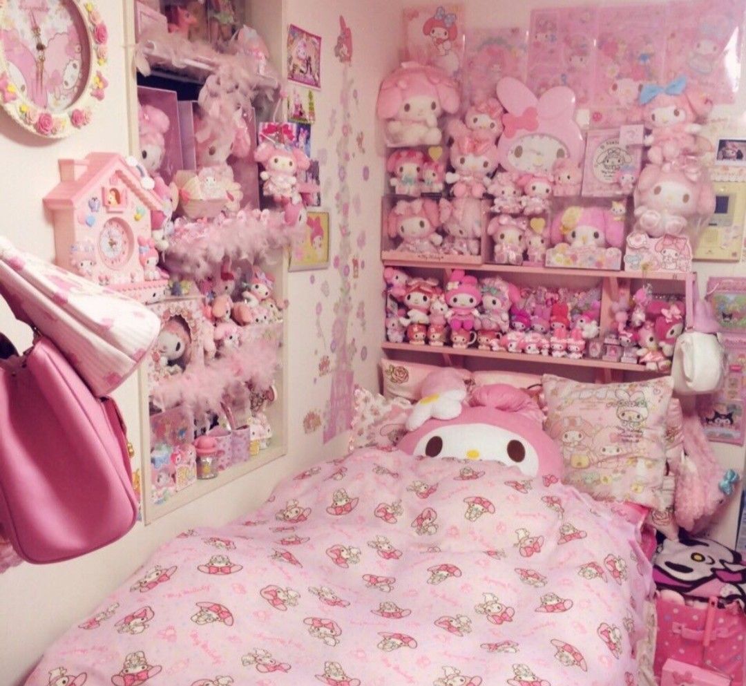 3 Desain Gambar Dekorasi Kamar Hello Kitty Simple Sederhana