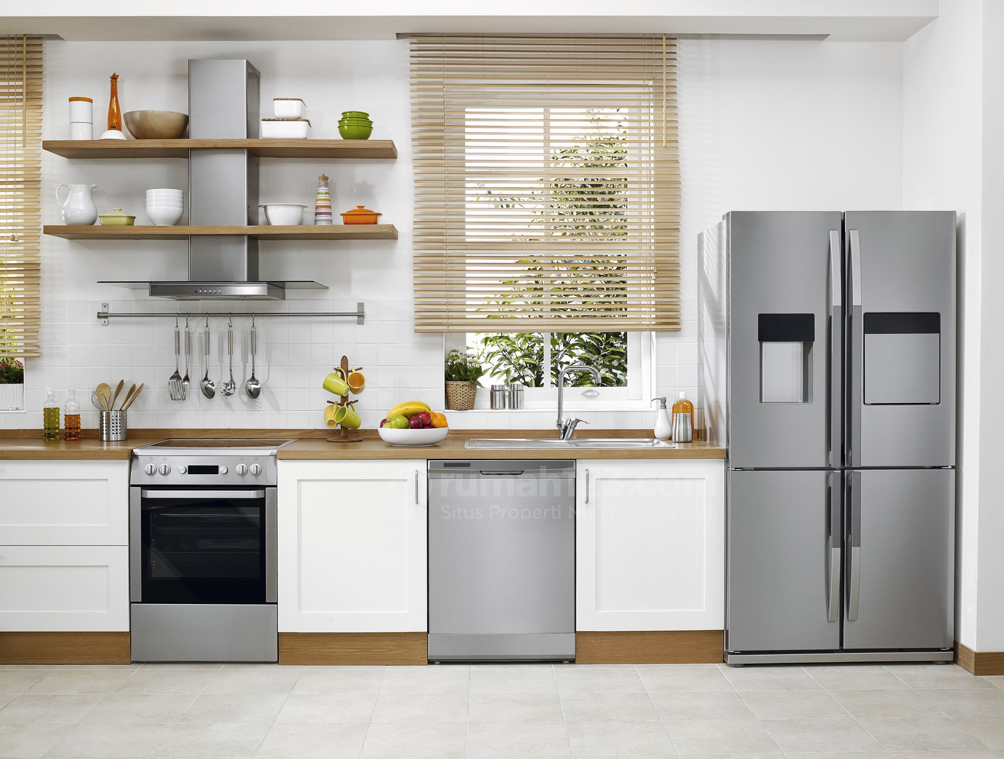 4 Desain Kitchen Set yang Bikin Dapur Kecil Tampak Luas  Rumah4.com