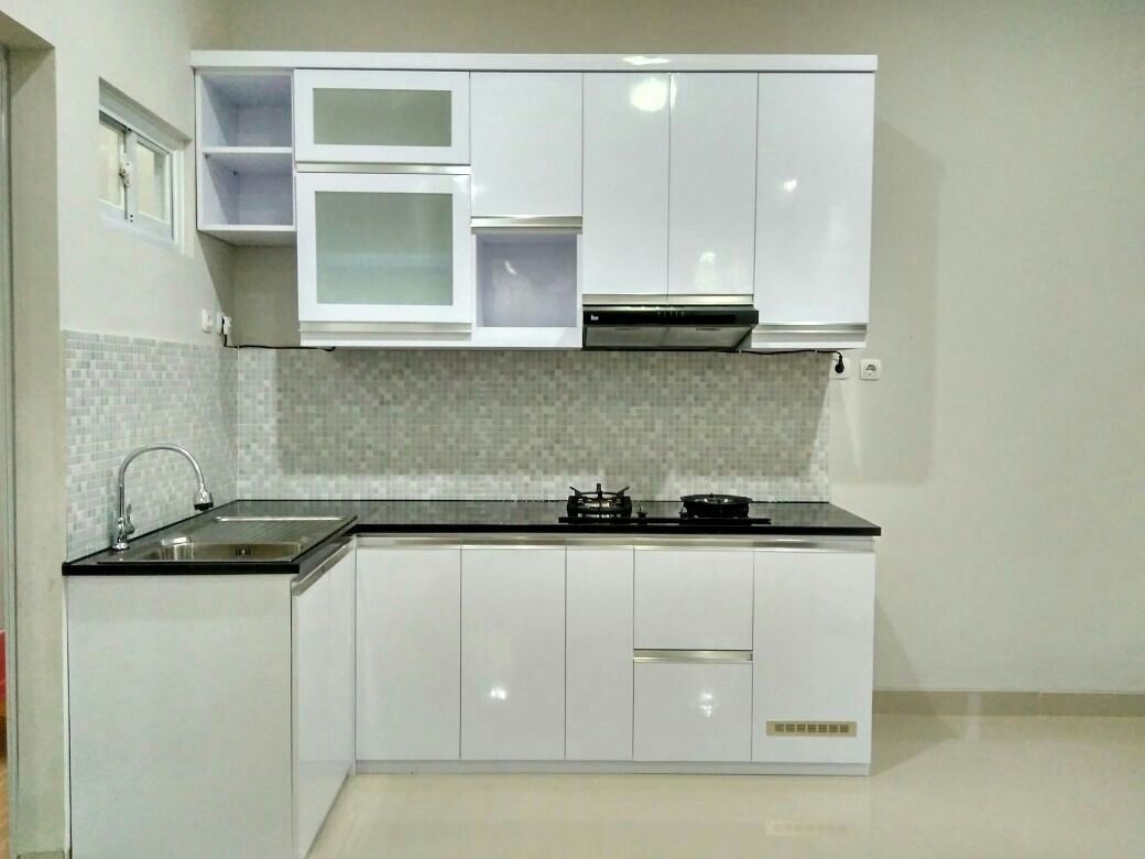 Desain Kitchen Set Minimalis Aluminium Warna Putih di 3 Dapur Desain Kitchen Set Minimalis Aluminium Warna Putih di 3 Dapur