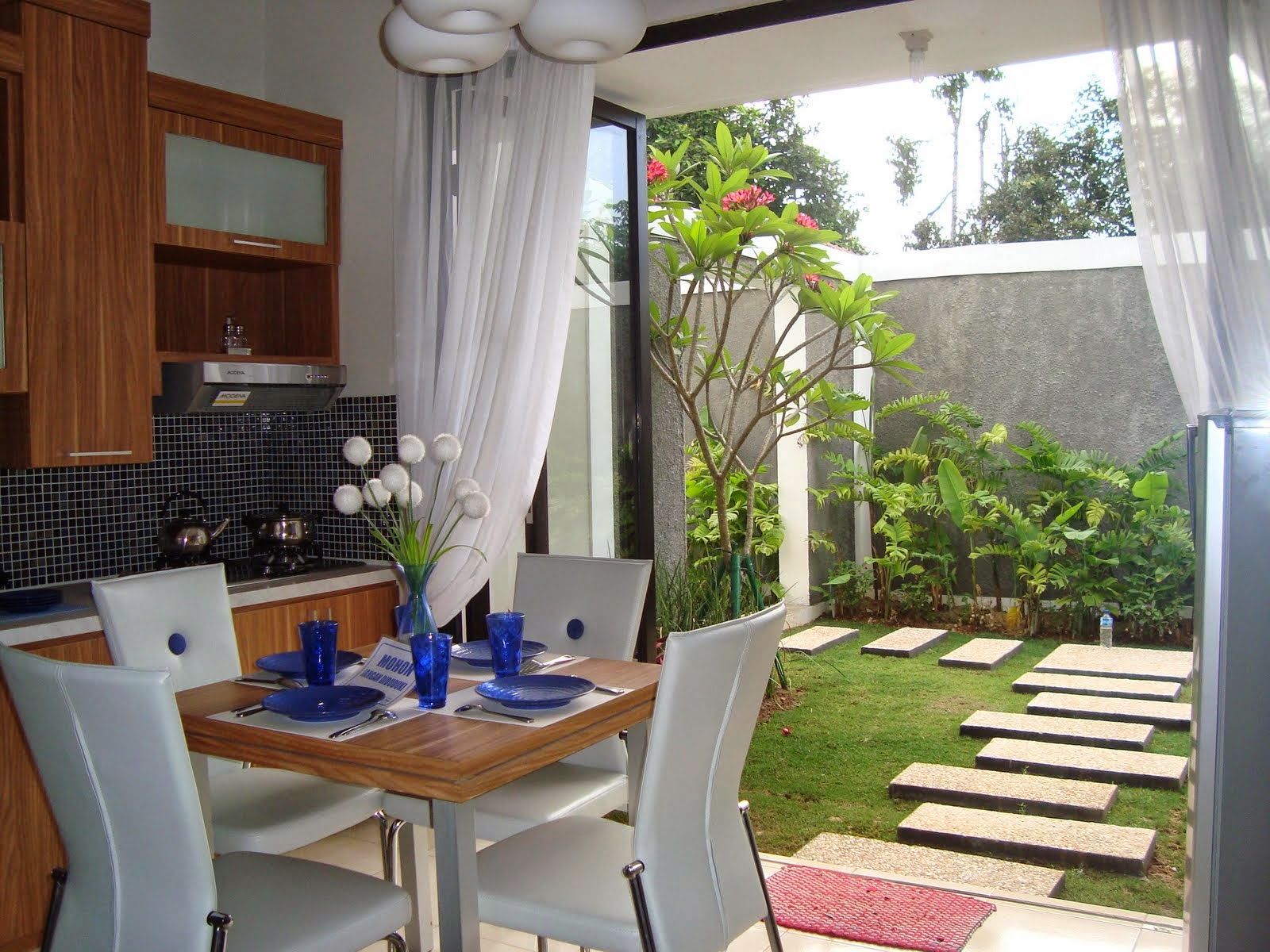Contoh gambar desain dapur terbuka di belakang rumah Rumah Contoh gambar desain dapur terbuka di belakang rumah Rumah