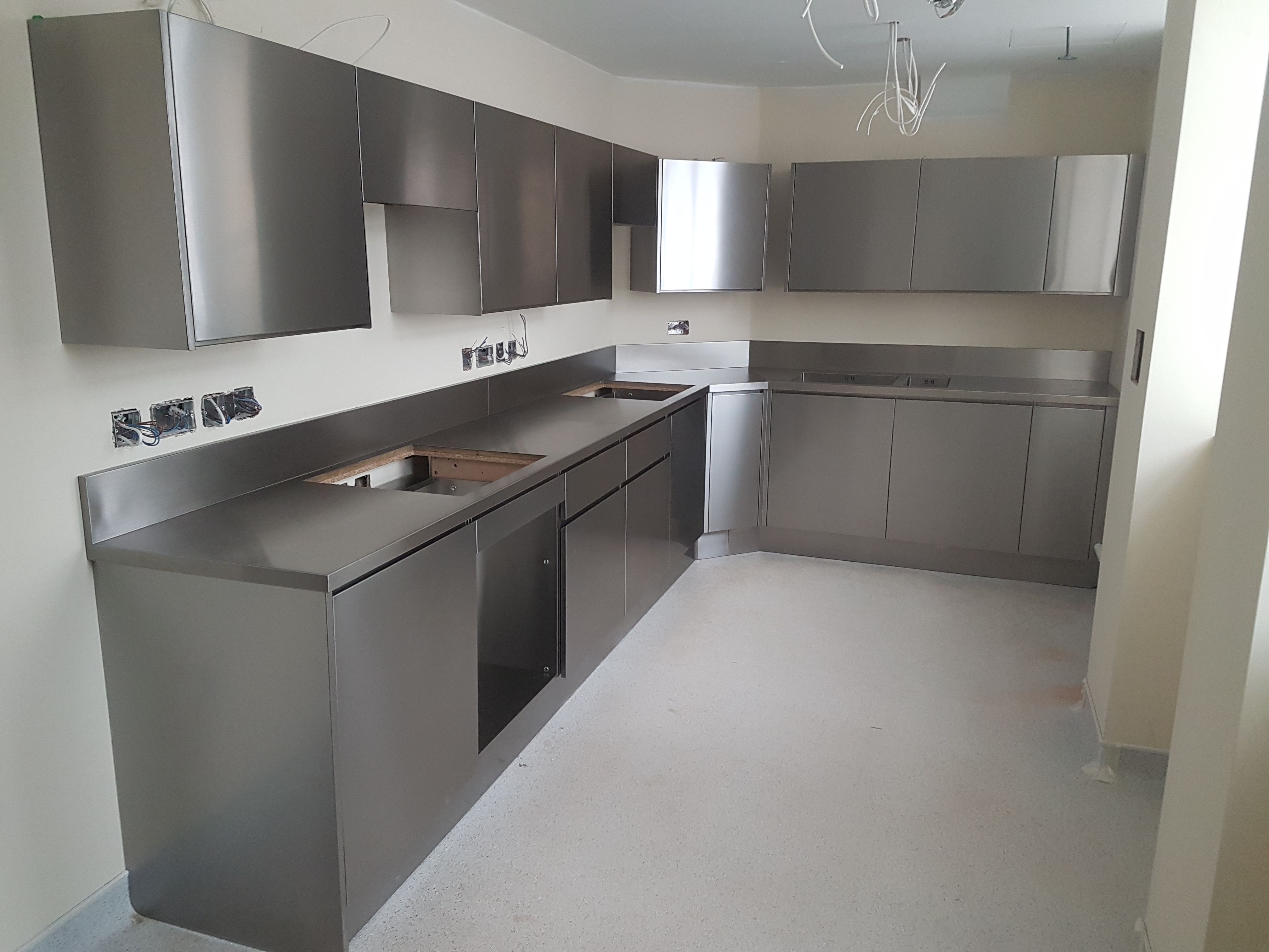 Recently installed stainless steel kitchen Rumah, Dapur Recently installed stainless steel kitchen Rumah, Dapur