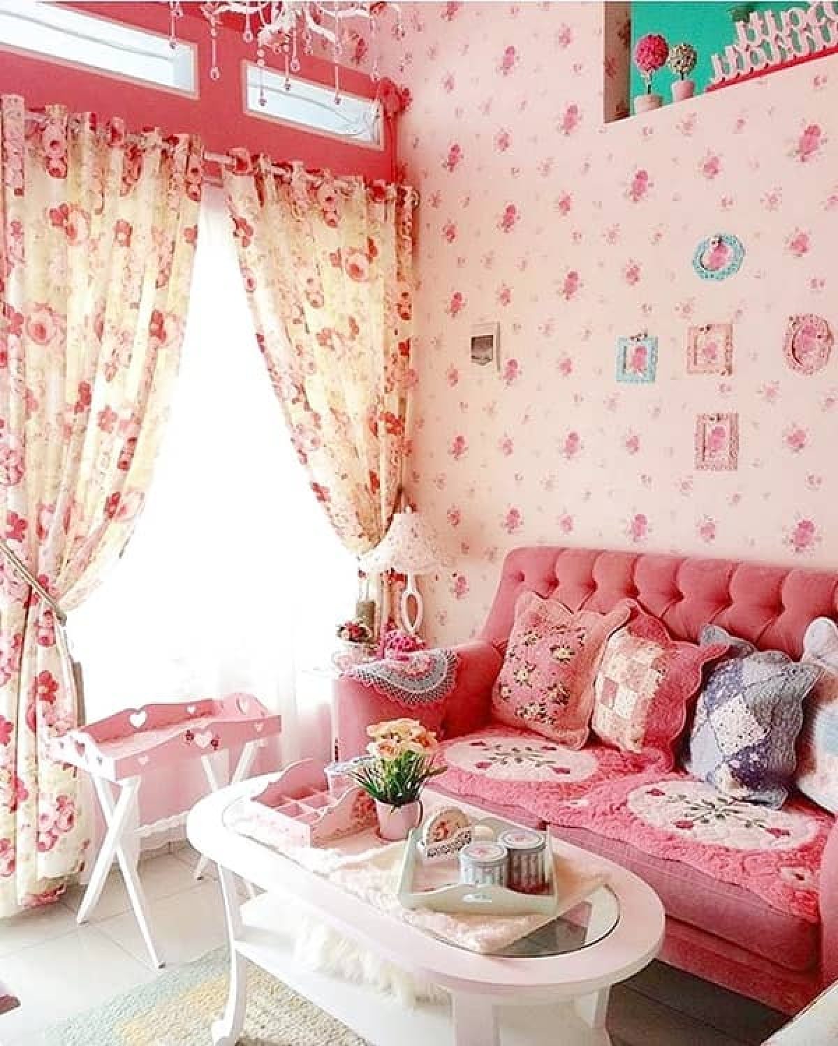 Desain Ruang Tamu Nuansa Pink Yang Dapat Anda Coba Desain Ruang Tamu Nuansa Pink Yang Dapat Anda Coba