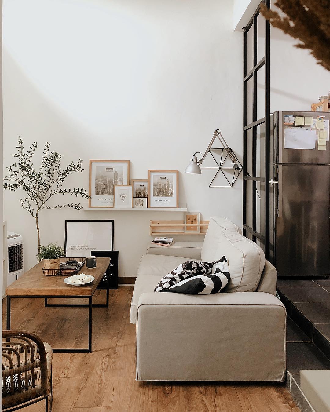 Desain Inspirasi Interior Ruang Keluarga yang Dipadu dengan Gaya Desain Inspirasi Interior Ruang Keluarga yang Dipadu dengan Gaya