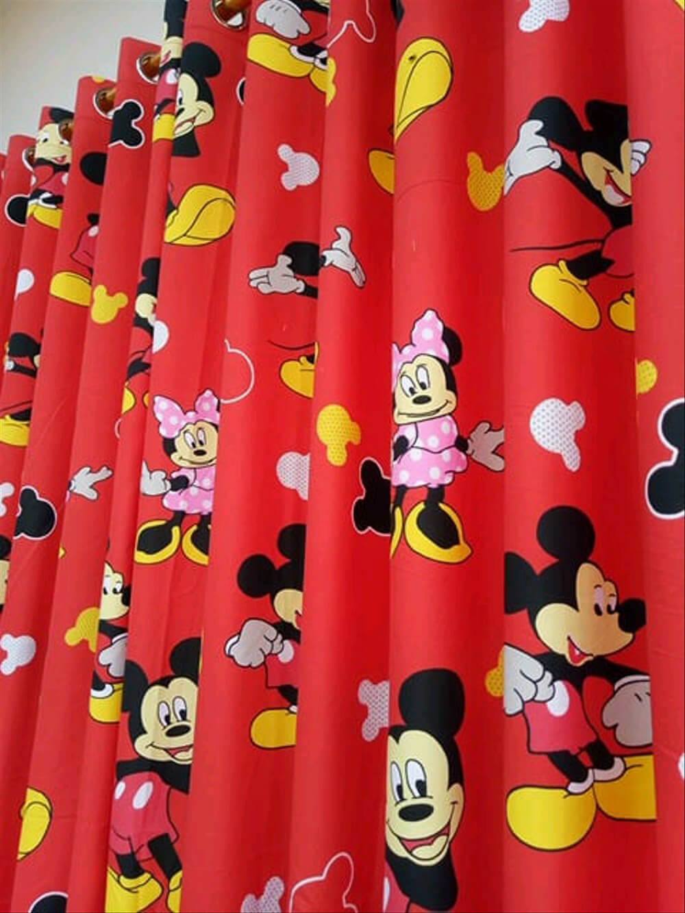 Interior Kamar Lebih Cantik Dengan Dekorasi Mickey Mouse Interior Kamar Lebih Cantik Dengan Dekorasi Mickey Mouse