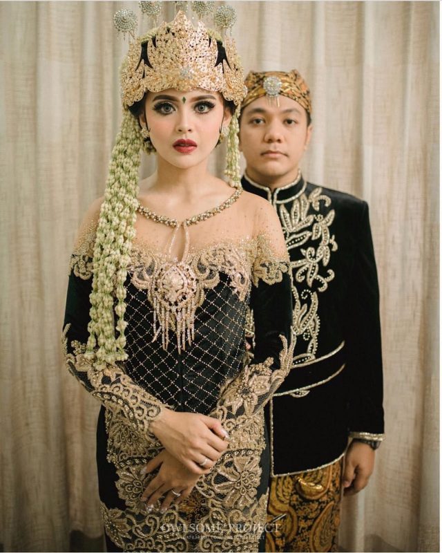 Pakaian Menak