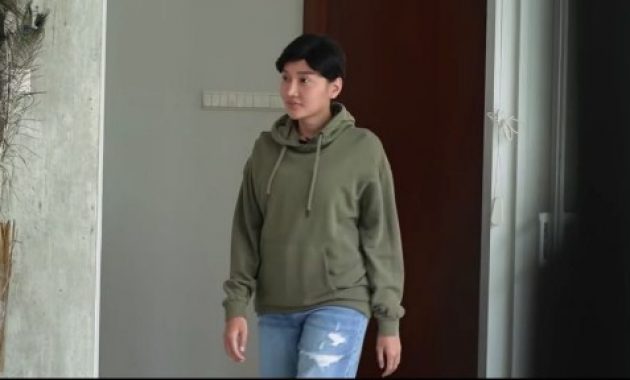 Lucinta Luna terlihat sebagai Muhammad Fatah